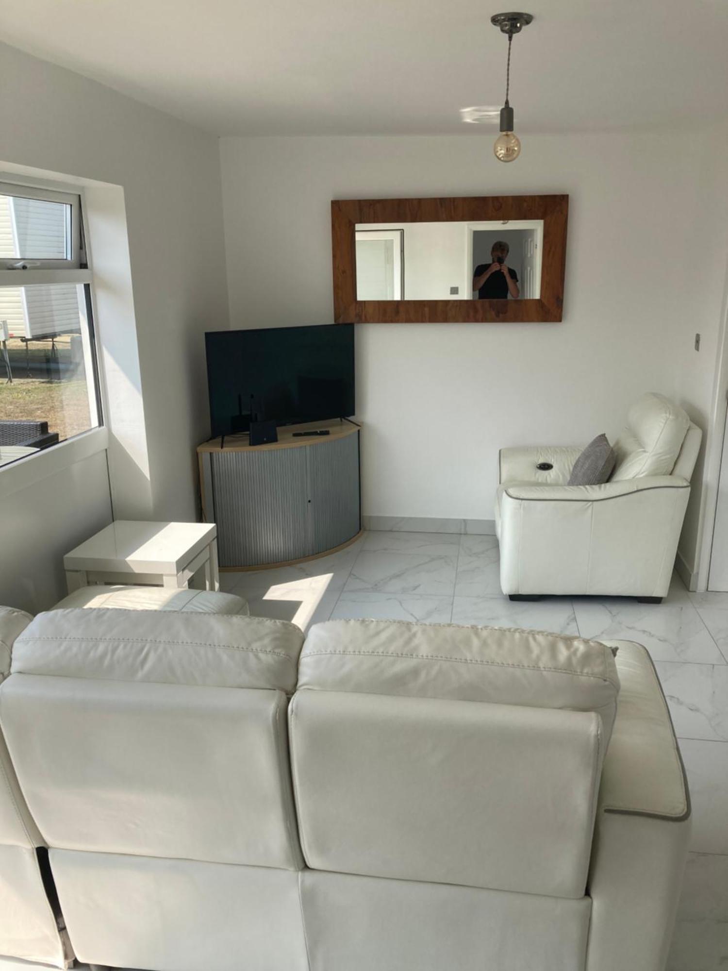 2 Bed Chalet Romney Sands Greatstone ภายนอก รูปภาพ
